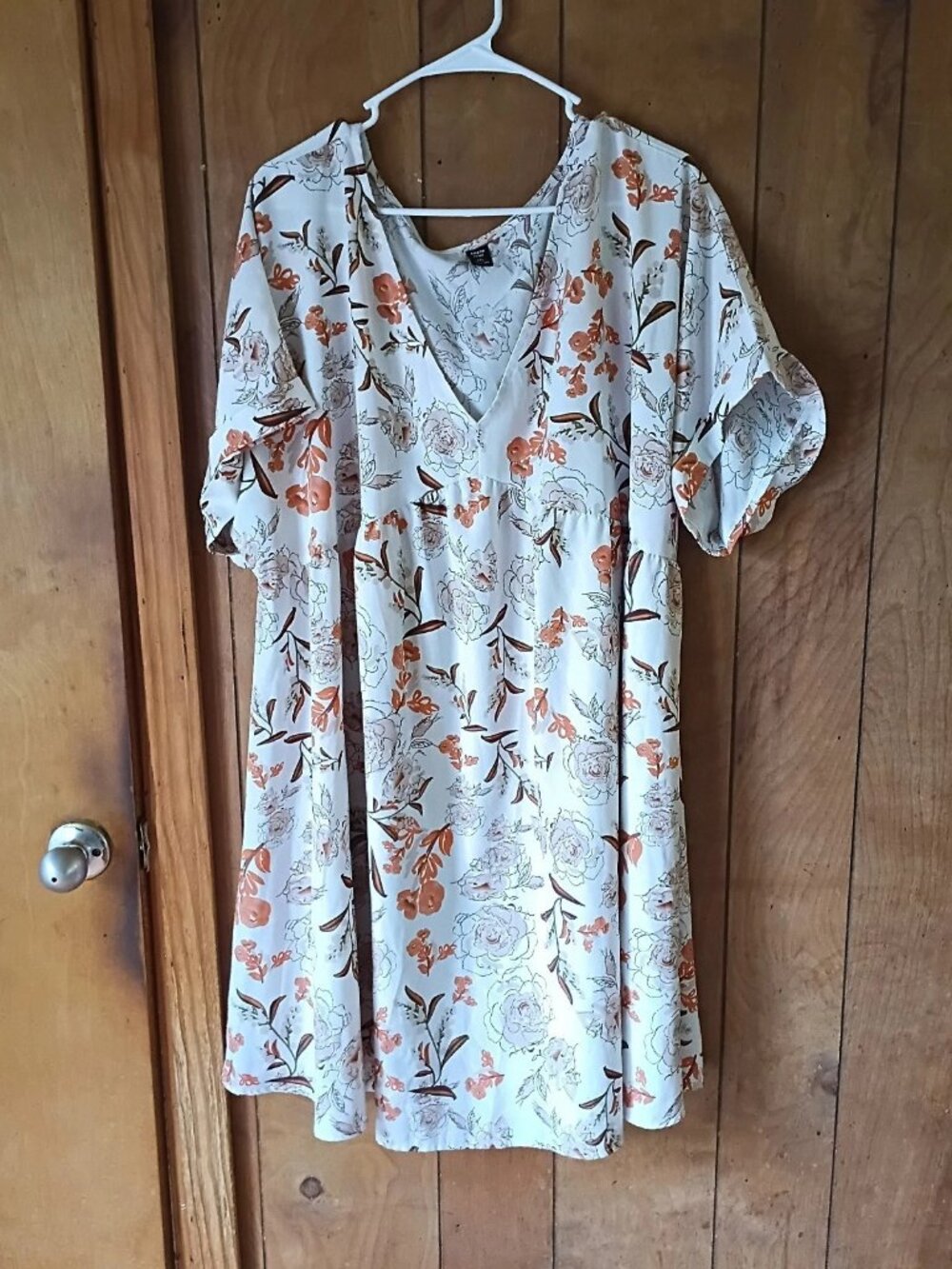 SHEIN Curve Women's 4X Floral Dress Short Sleeve V-Neck Polyester Plus Size